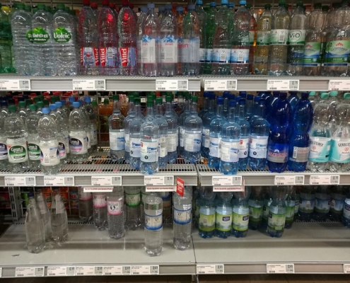 Wasserflaschen (Archiv)