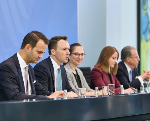 Vorstellung Abschlussbericht der Rentenkommission (Archiv)