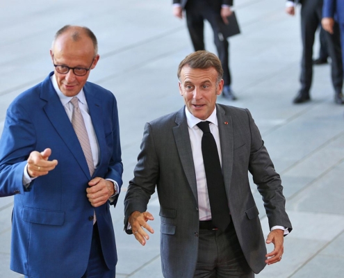 Friedrich Merz und Emmanuel Macron (Archiv)