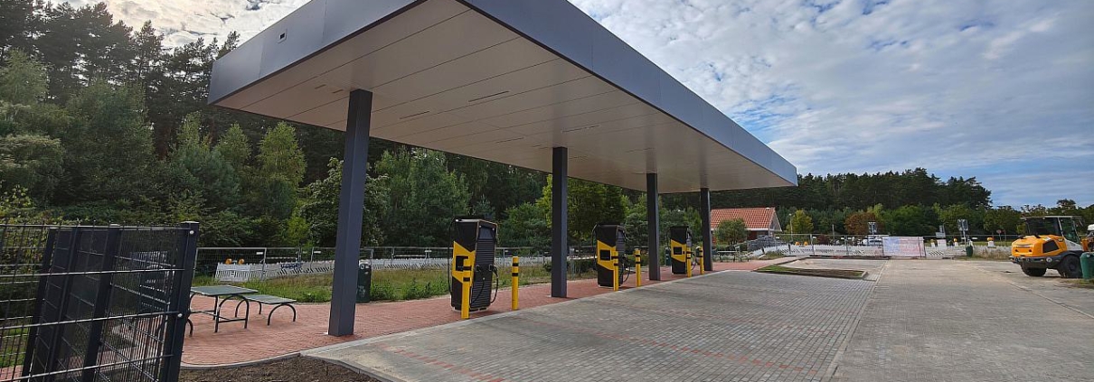E-Ladesäulen der Autobahn GmbH (Archiv)