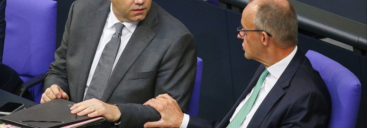 Lars Klingbeil und Friedrich Merz (Archiv)