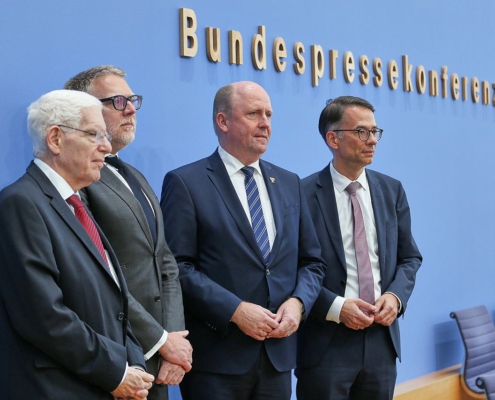 Gutachten zum Gesetzentwurf zur Strafbarkeit der Leugnung des Existenzrechts Israels am 05.10.2026