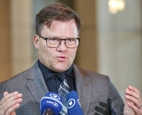 Carsten Schneider am 16.10.2026