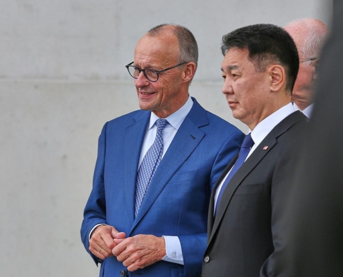 Friedrich Merz und Ukhnaa Khurelsukh am 21.10.2026
