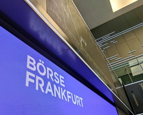 Anzeigetafel in der Frankfurter Börse
