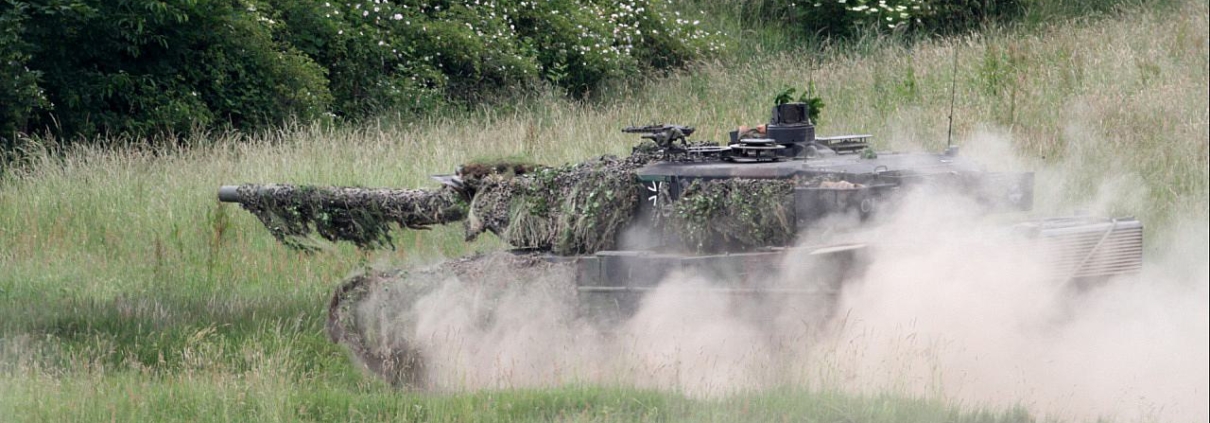 Bundeswehr-Panzer "Leopard 2" (Archiv)