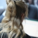 Junge Frau mit Laptop (Archiv)