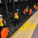 Reinigungskräfte in einer New Yorker U-Bahn-Station (Archiv)