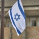 Israelische Fahne an der Knesset (Archiv)